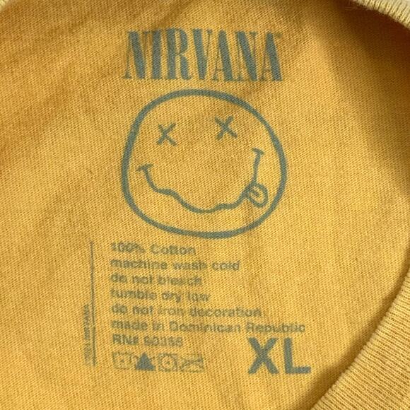 Vintage Style Nirvana Yellow Smiley Face Band T-Shirt XL 24x27 Rock Tee - Picture 3 of 11